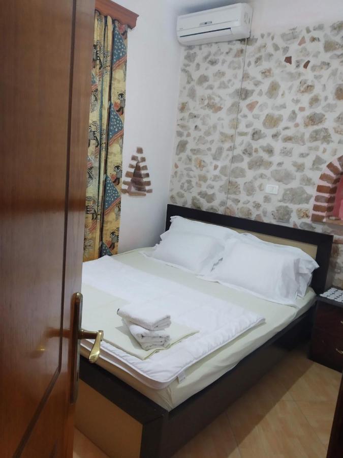 Altin Skrapari Guesthouse Ксамил Экстерьер фото