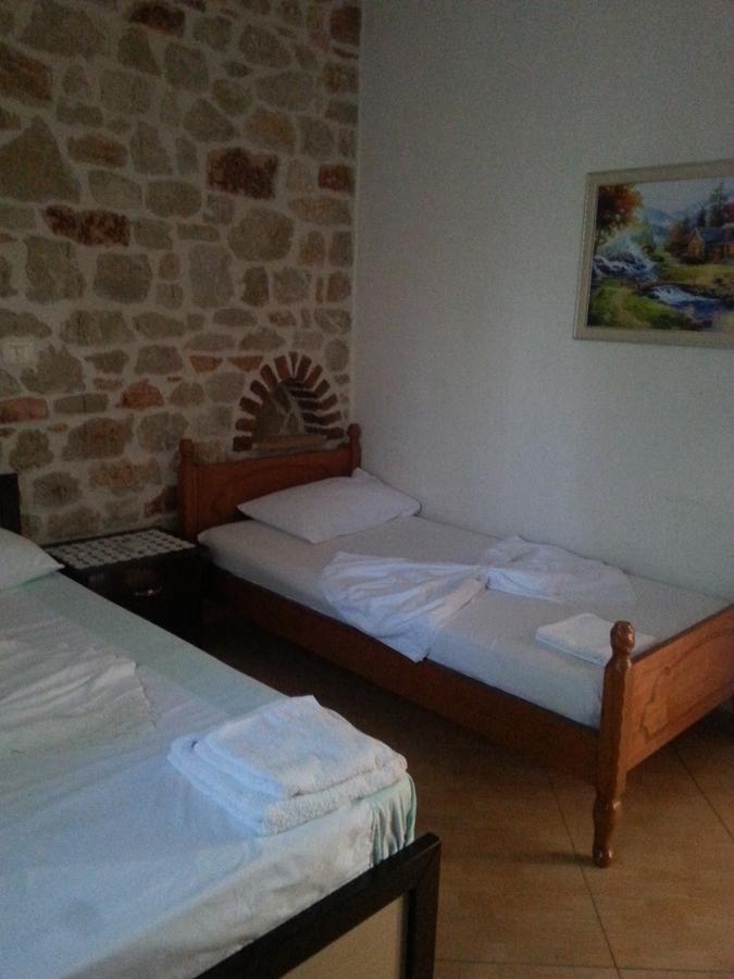 Altin Skrapari Guesthouse Ксамил Экстерьер фото